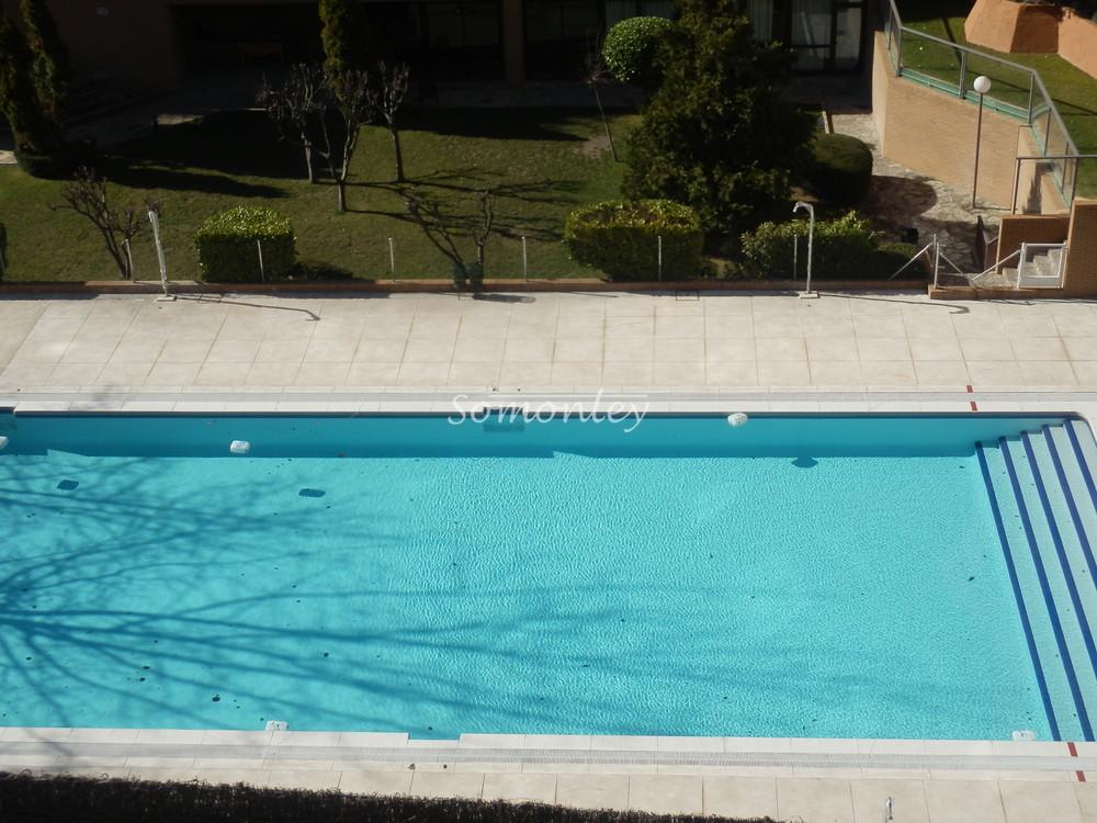 Amplio piso un dormitorio